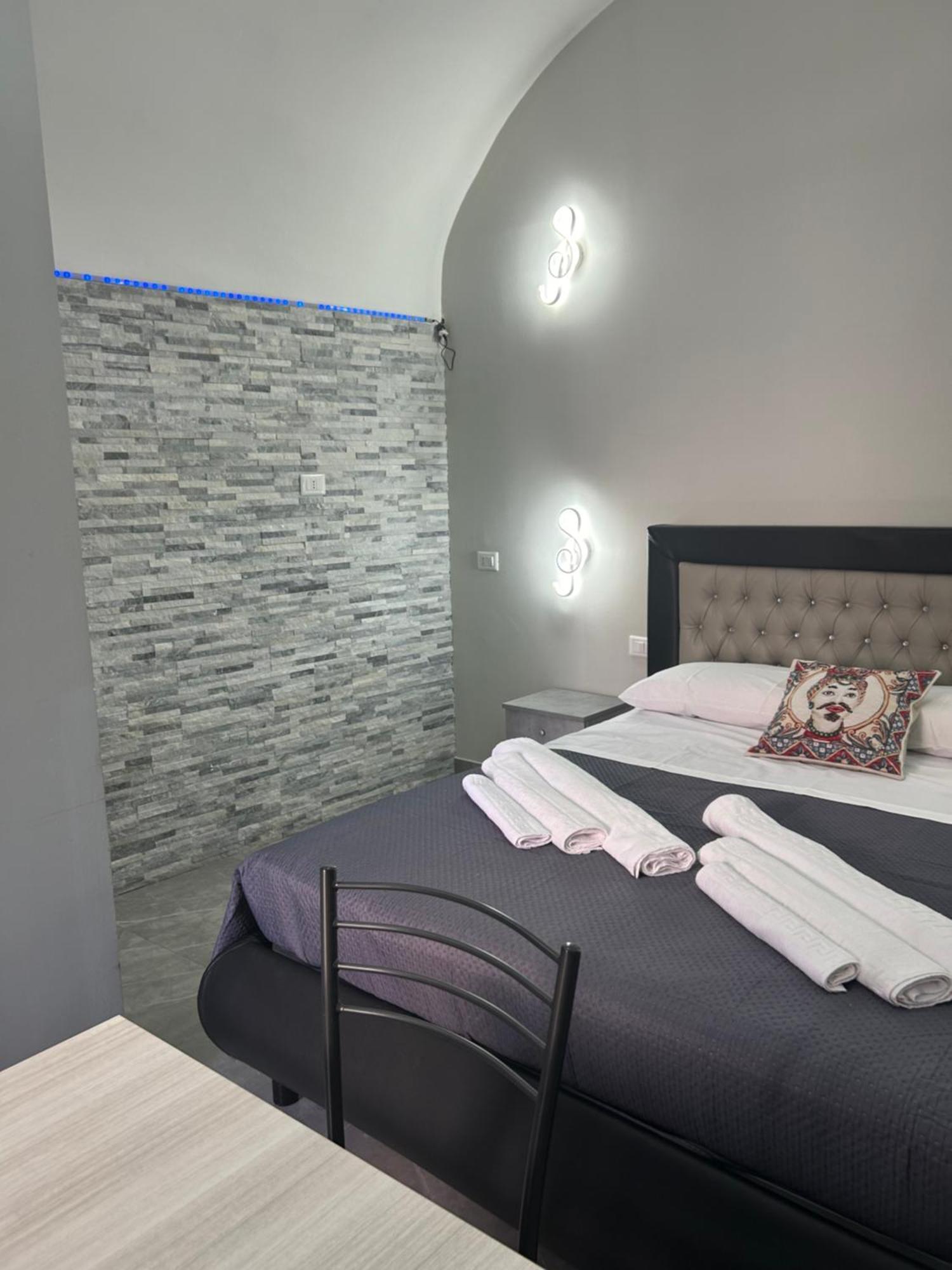Apartament Fanale House Katania Zewnętrze zdjęcie