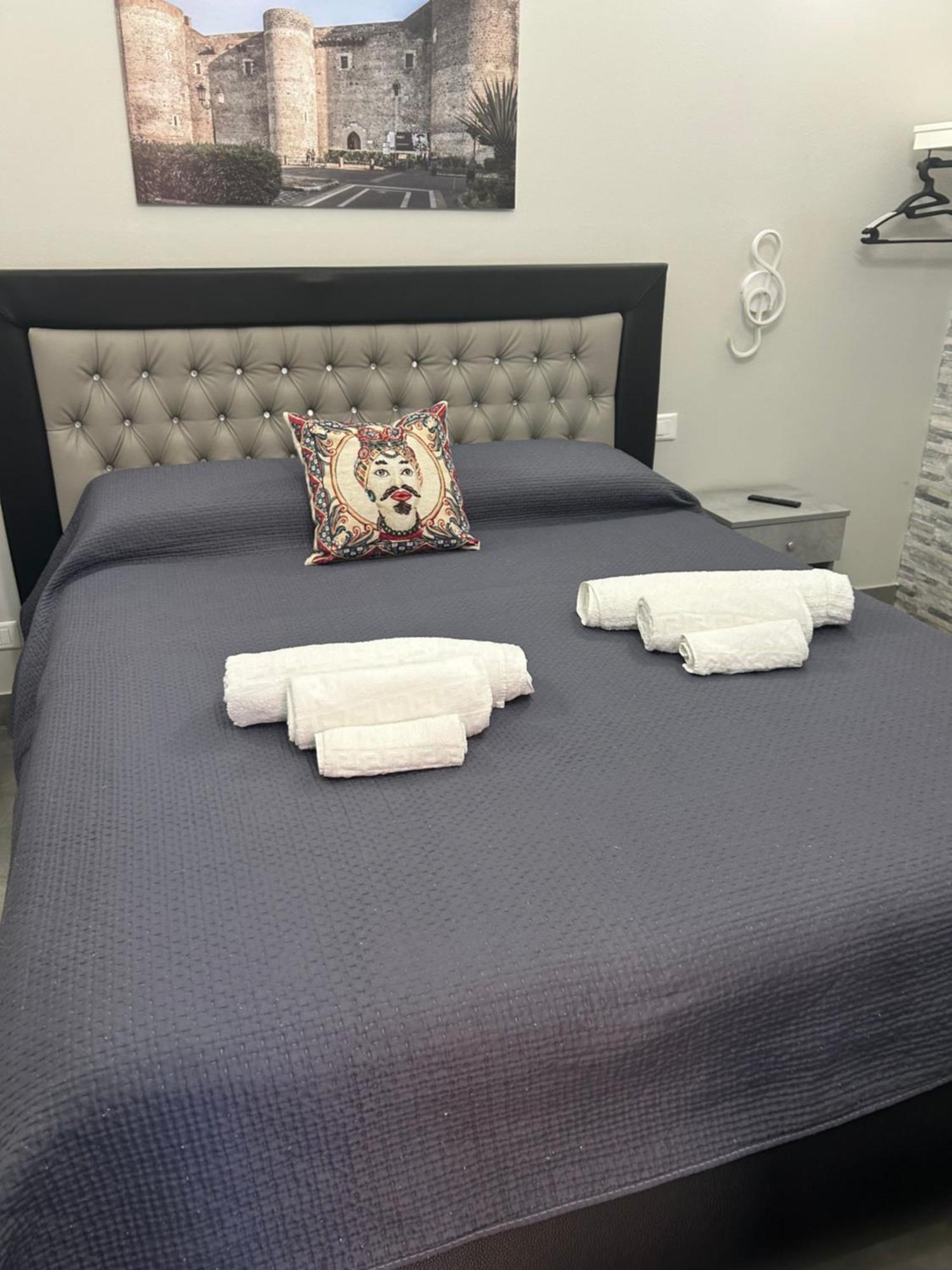 Apartament Fanale House Katania Zewnętrze zdjęcie