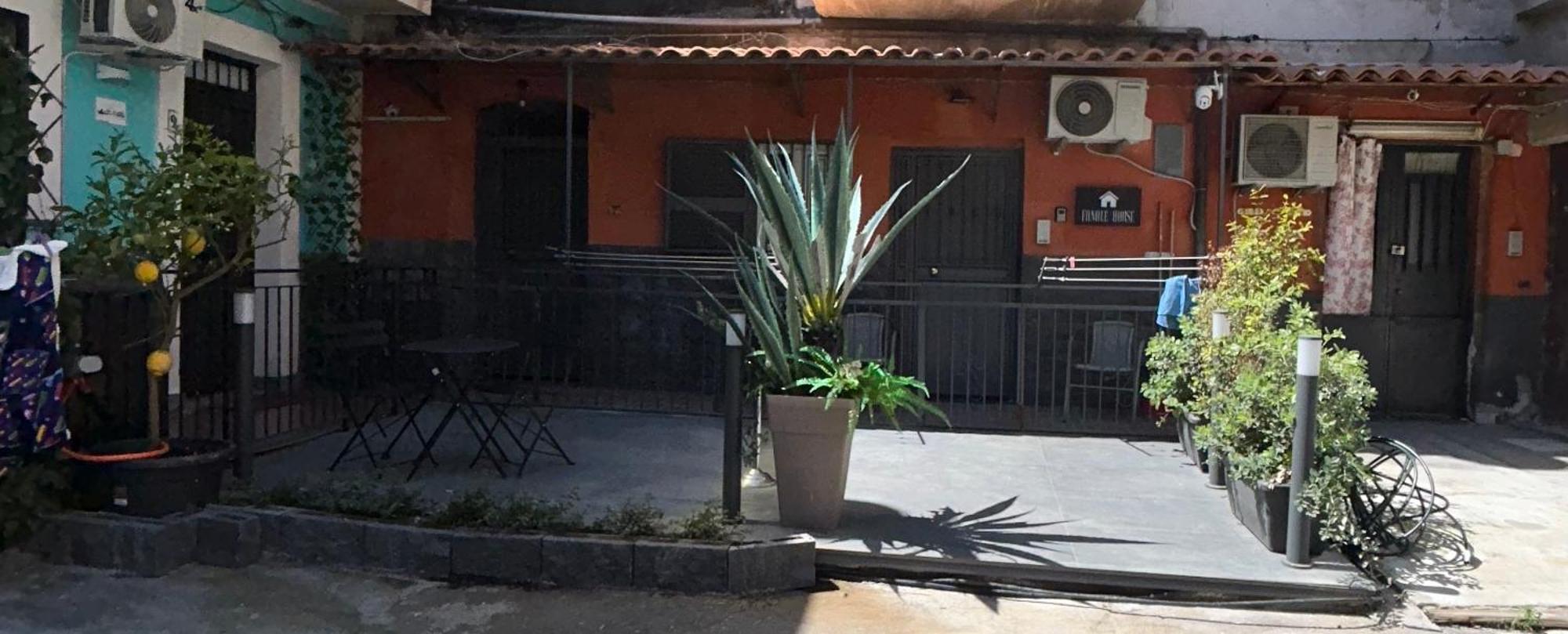Apartament Fanale House Katania Zewnętrze zdjęcie